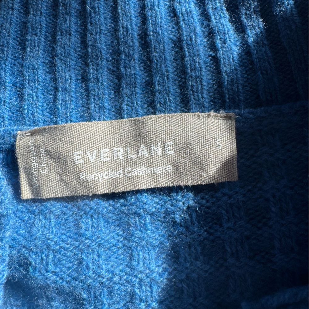 Everlane Blue Belgian waffle cashmere sweater - Picture 9 of 10